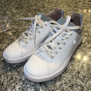 The Roger Advantage Sneakers